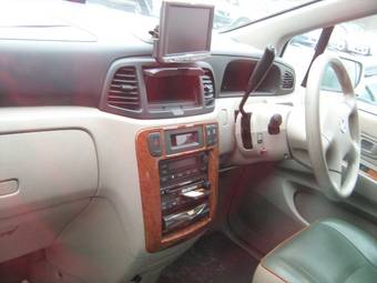 2003 Nissan Liberty Pics