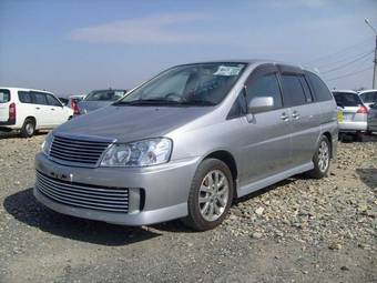 2003 Nissan Liberty Pictures