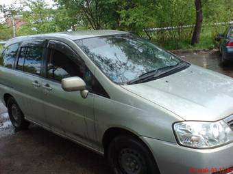2003 Nissan Liberty Photos