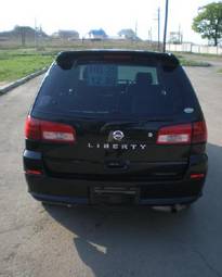 2003 Nissan Liberty Wallpapers