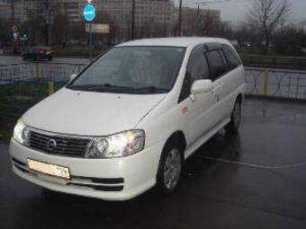 2003 Nissan Liberty Pictures
