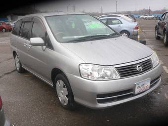 2003 Nissan Liberty Pictures