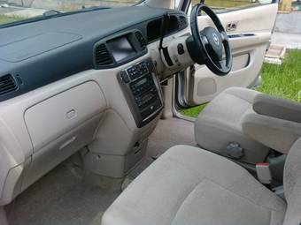 2003 Nissan Liberty Pictures