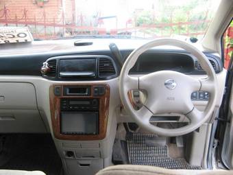 2003 Nissan Liberty Pictures