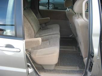 2003 Nissan Liberty Pics