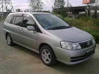 2003 Nissan Liberty Photos