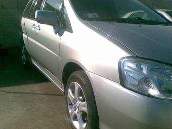 2003 Nissan Liberty Photos