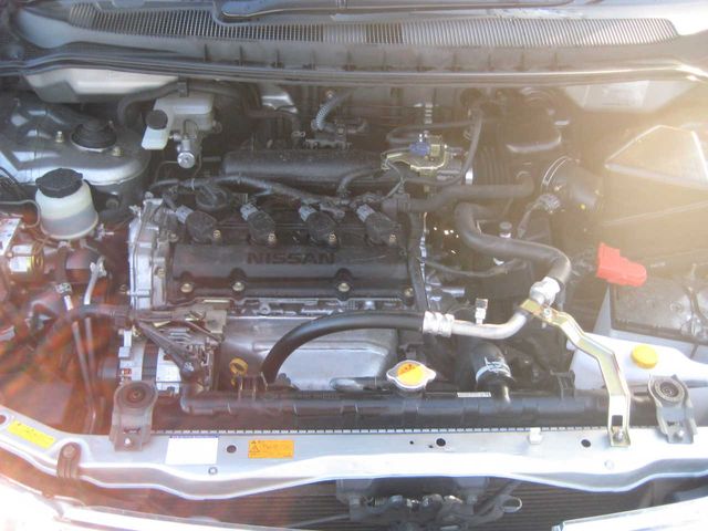 2004 Nissan Liberty