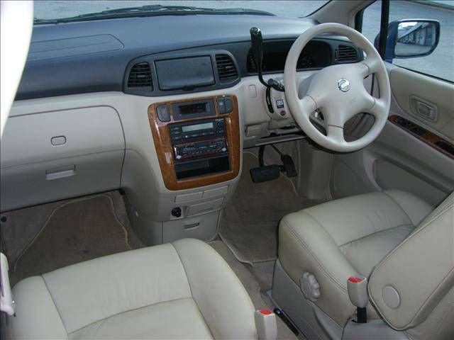 2004 Nissan Liberty