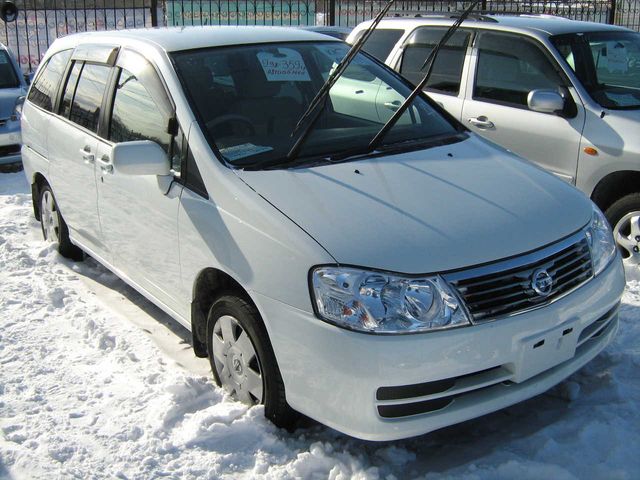 2004 Nissan Liberty