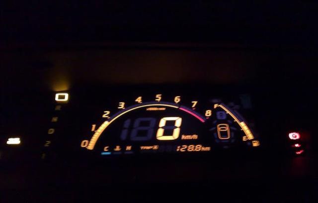 2004 Nissan Liberty