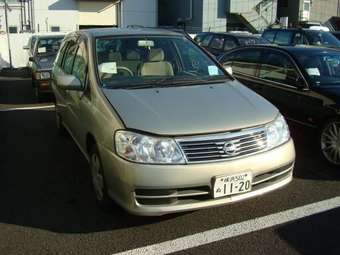 2004 Nissan Liberty Pictures