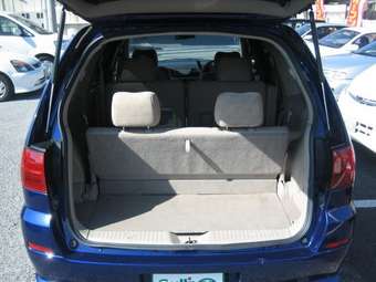 2004 Nissan Liberty Pics