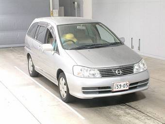 2004 Nissan Liberty Photos