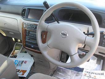 2004 Nissan Liberty Photos