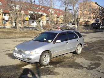 1996 Nissan Lucino