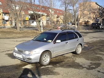 1996 Nissan Lucino