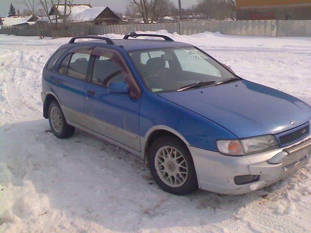 1996 Nissan Lucino
