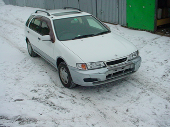 1998 Nissan Lucino