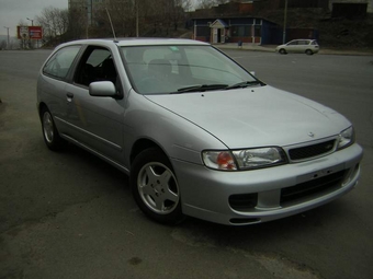1998 Nissan Lucino