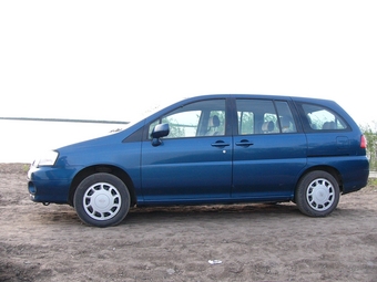 1999 Nissan Lucino