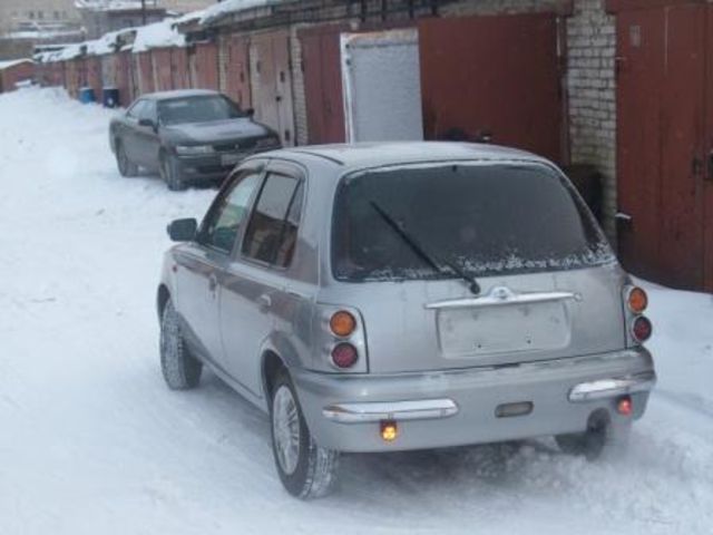 1998 Nissan March