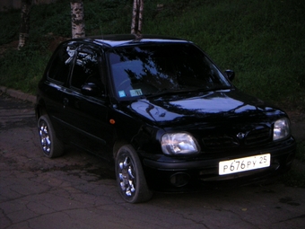 1999 Nissan March