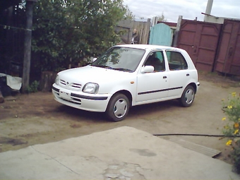 1999 Nissan March