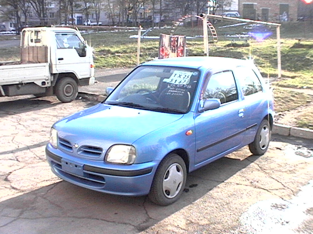 1999 Nissan March