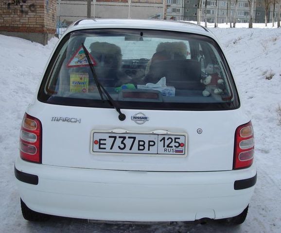 1999 Nissan March