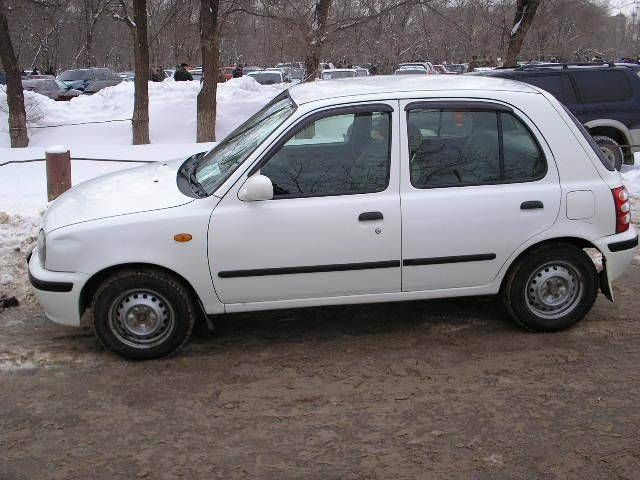 1999 Nissan March