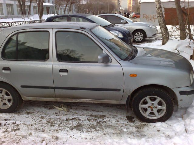 1999 Nissan March