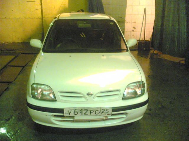 1999 Nissan March
