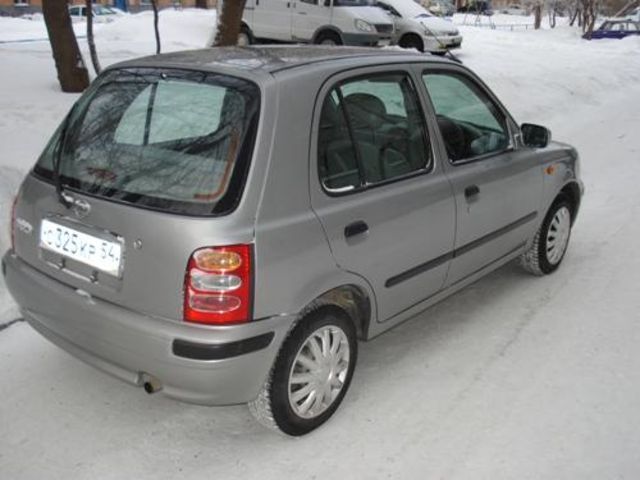 1999 Nissan March