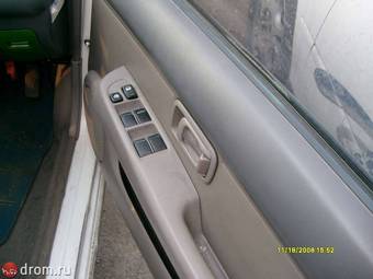 1999 Nissan March Pictures