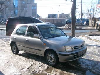 1999 Nissan March Photos