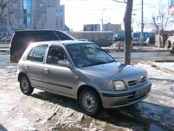 1999 Nissan March Photos