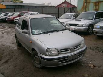 1999 Nissan March Photos