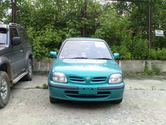 1999 Nissan March Pictures