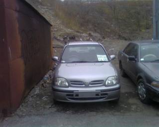 1999 Nissan March Pictures
