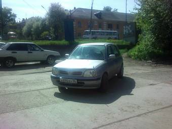 1999 Nissan March Photos
