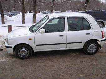 1999 Nissan March Photos