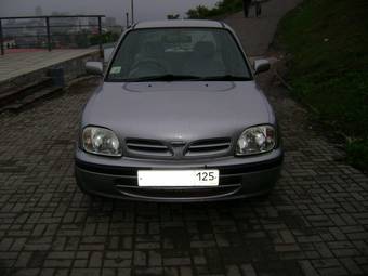 1999 Nissan March Pictures