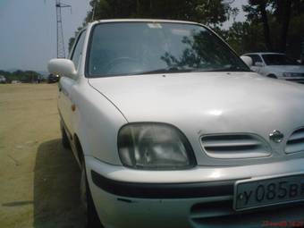 1999 Nissan March Pictures