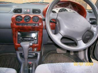 1999 Nissan March Pictures