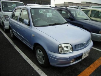 2000 Nissan March