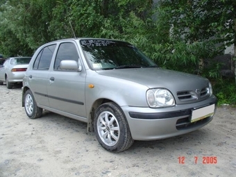 2000 Nissan March