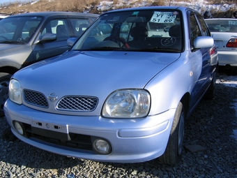 2000 Nissan March