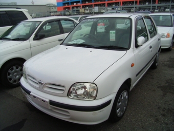 2000 Nissan March