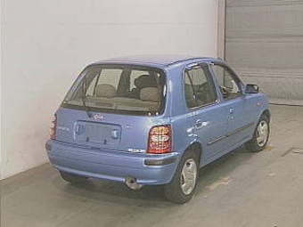 Nissan March